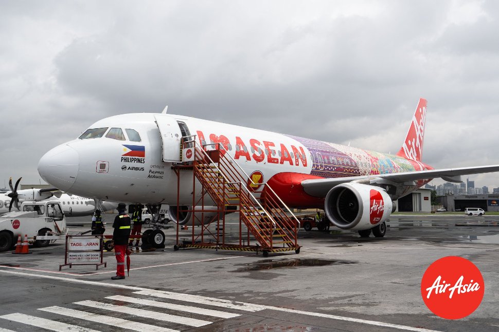 New AirAsia's flight with ASEAN theme
