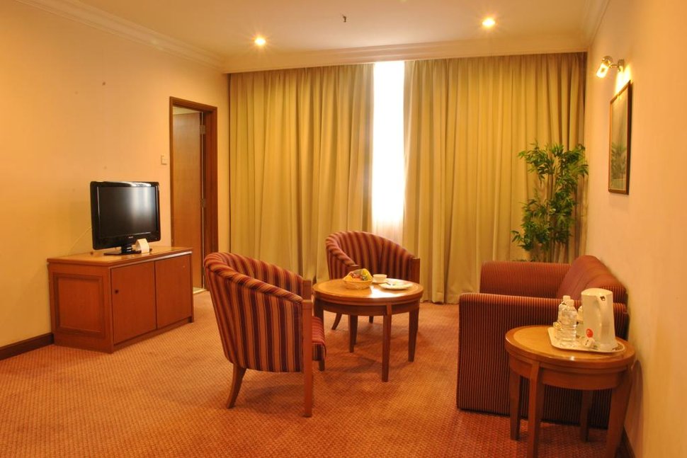 Executive room, Empress Hotel