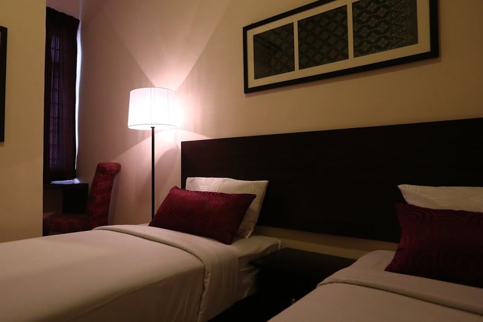 Twin deluxe room at Hotel Seri Raha