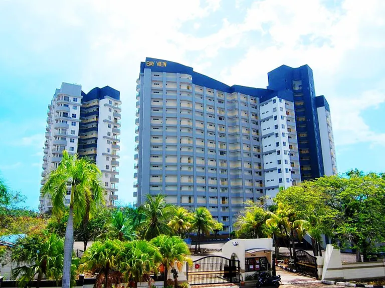 Maya Apartment Bay View Villas, Hotel in Port Dickson