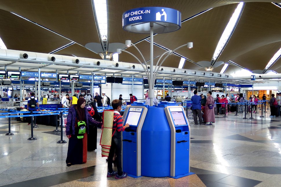 Check-in counters area and check-in kiosk available at Level 5