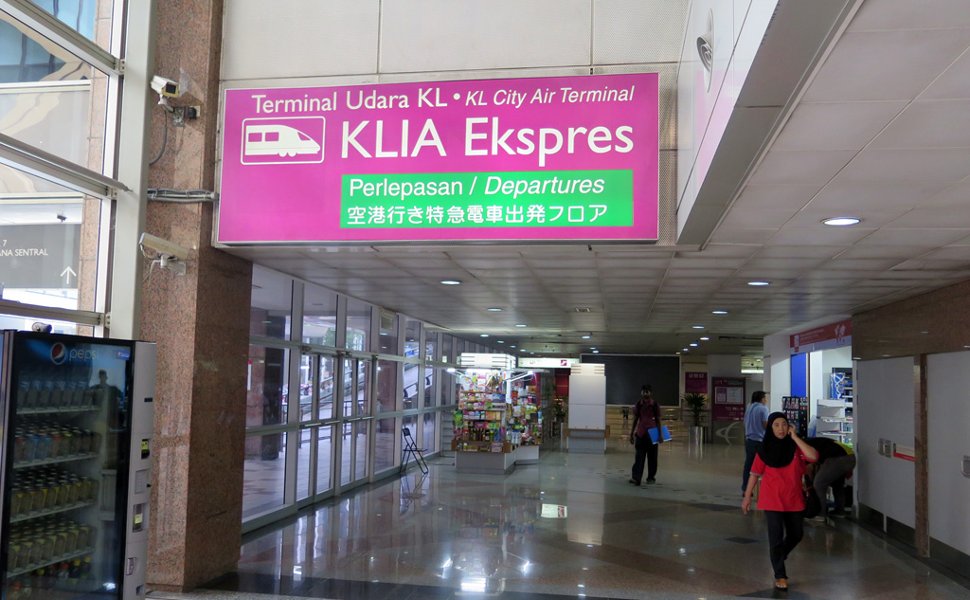 Walkway to the ticketing counter for the KLIA Ekspres