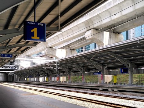 Boarding platforms at KTM station