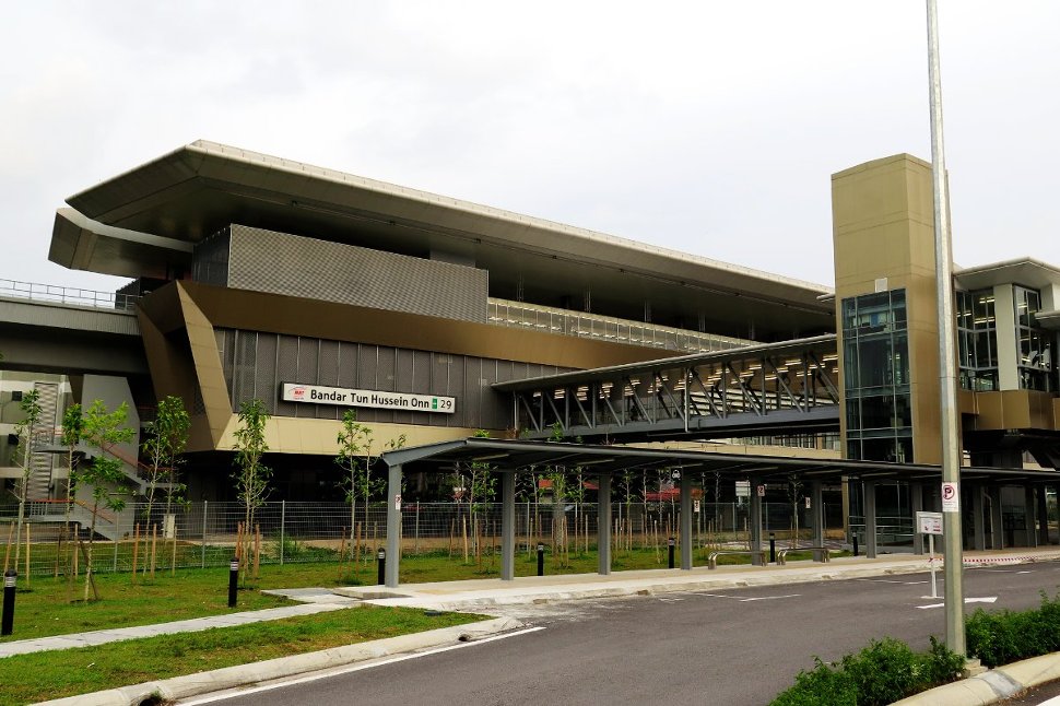 View of Bandar Tun Hussein Onn station