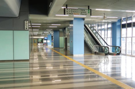 Concourse level at Mutiara Damansara station