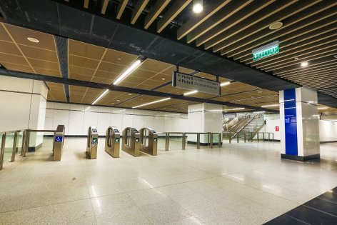 Concourse level of the Pasar Seni station
