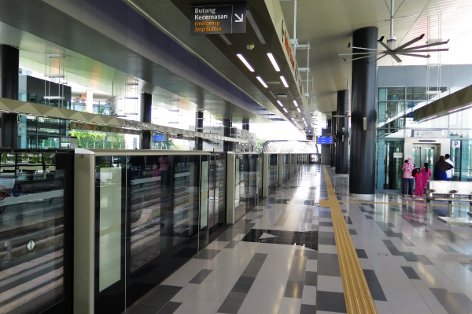 Boarding platform at Taman Tun Dr Ismail station