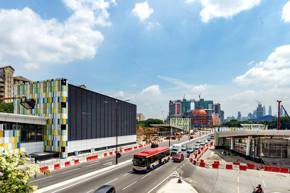 Two entrances to the Maluri MRT station on both side of Jalan Cheras (Jul 2017)