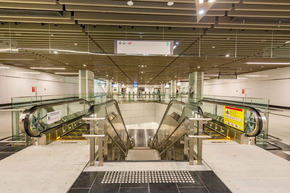 Escalator access to the train boarding platforms (July 2017)