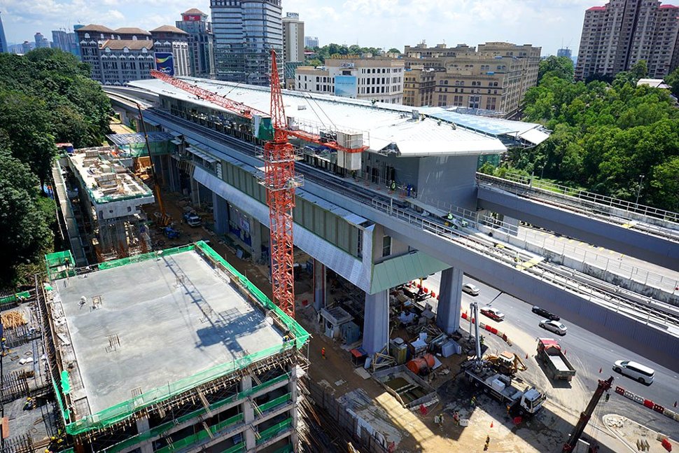 Construction at the Phileo Damansara Station in progress. (Jan 2016)