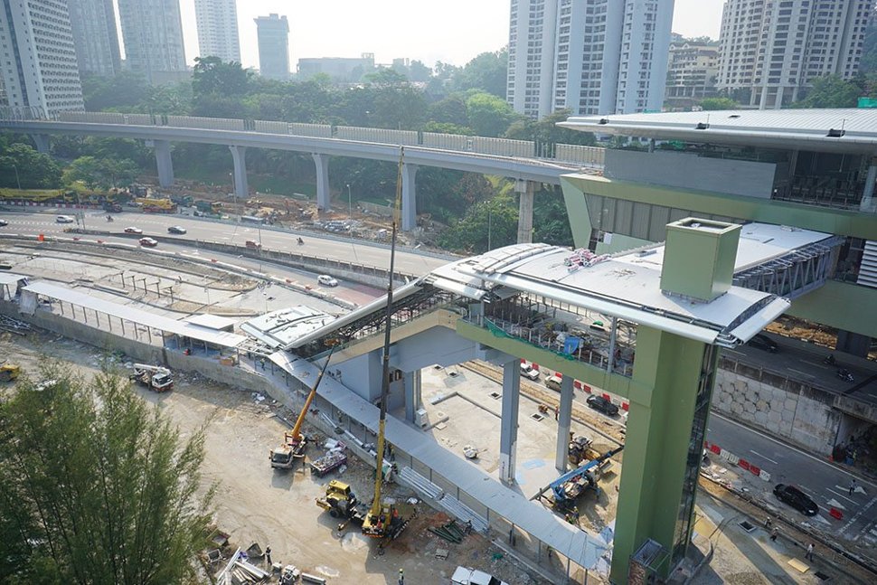 View of the escalator that is being built for access to the Pusat Bandar Damansara Station from Jalan Johar. (Mar 2016)