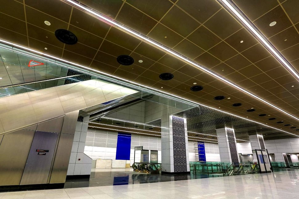 Concourse level of Tun Razak Exchange station (Jul 2017)