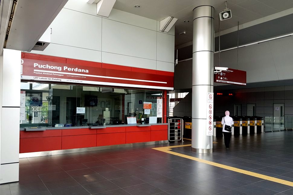Ticket counter at Puchong Perdana LRT station
