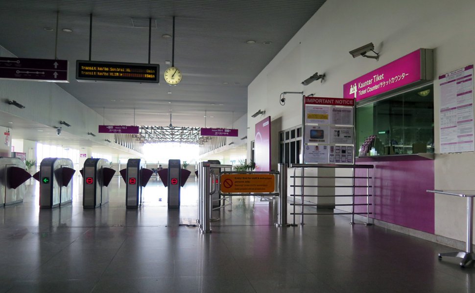 Entrance and ticket counters