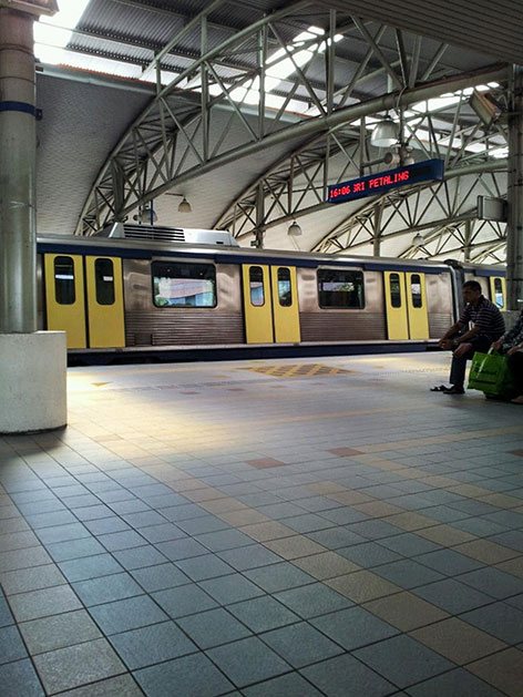 Bandaraya LRT station