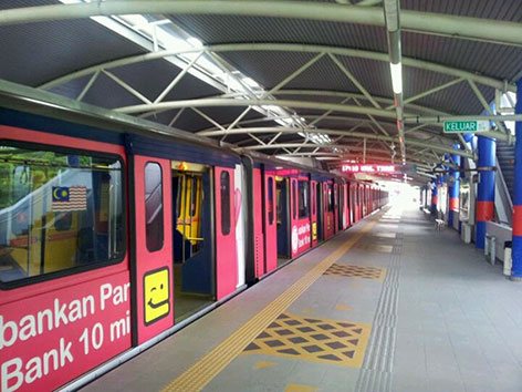 Sri Petaling LRT station