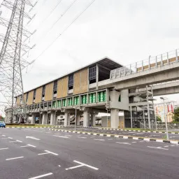 Kampung Batu MRT station interchanges to Kampung Batu KTM station
