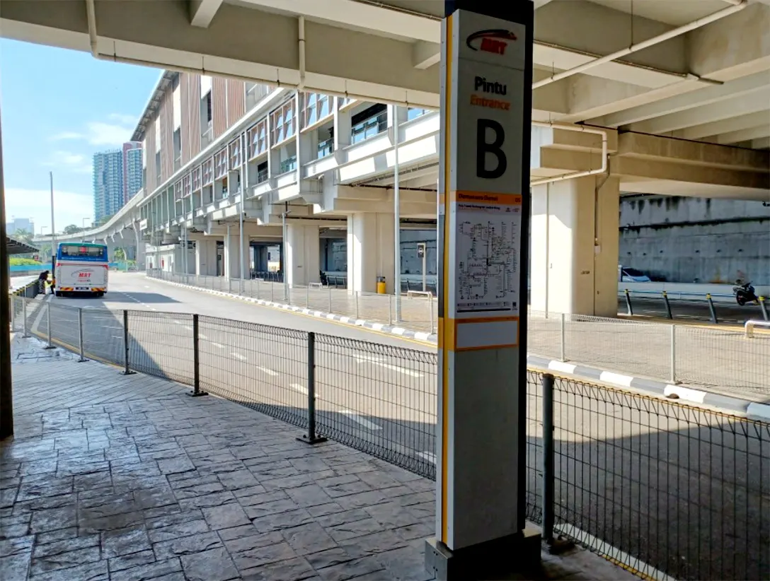 The entrance B of the Damansara Damai MRT station