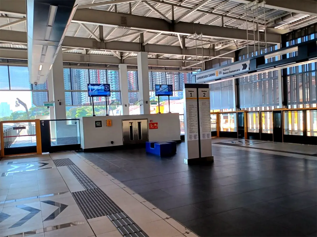 Boarding platforms at the Damansara Damai MRT station