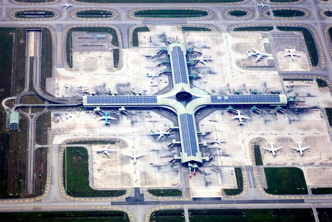 Aerial view of Satellite Building for Kuala Lumpur International Airport Terminal 1 (KLIA)