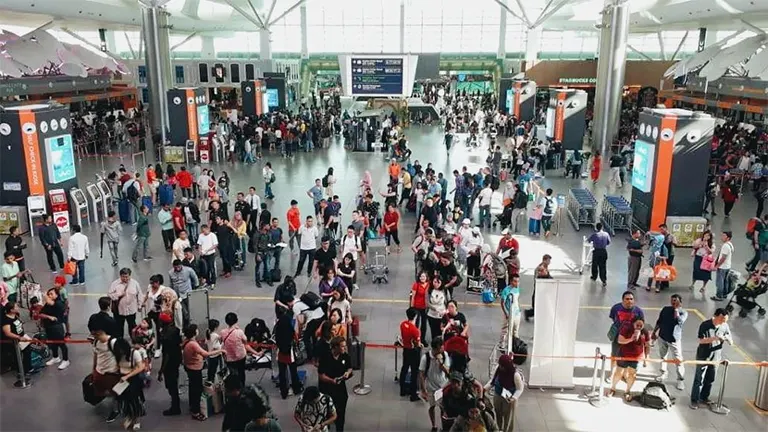 Departure Hall  at klia2 packed with travelers