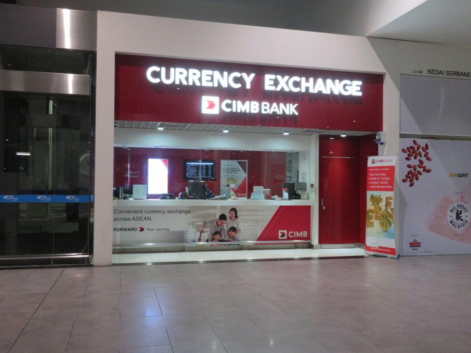CIMB Currency Exchange at level 1 of Gateway@klia2 mall