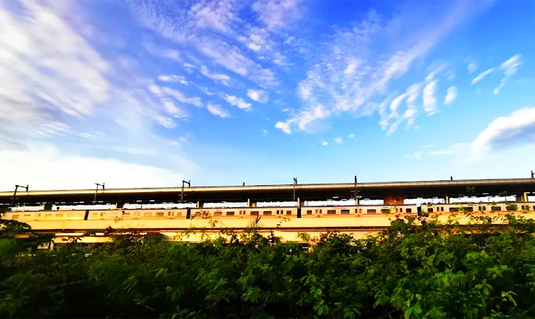 Sungai Gadut KTM station