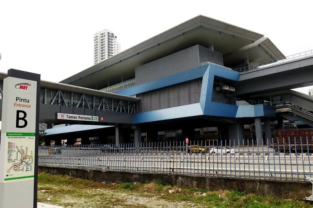 View of Taman Pertama station near entrance B
