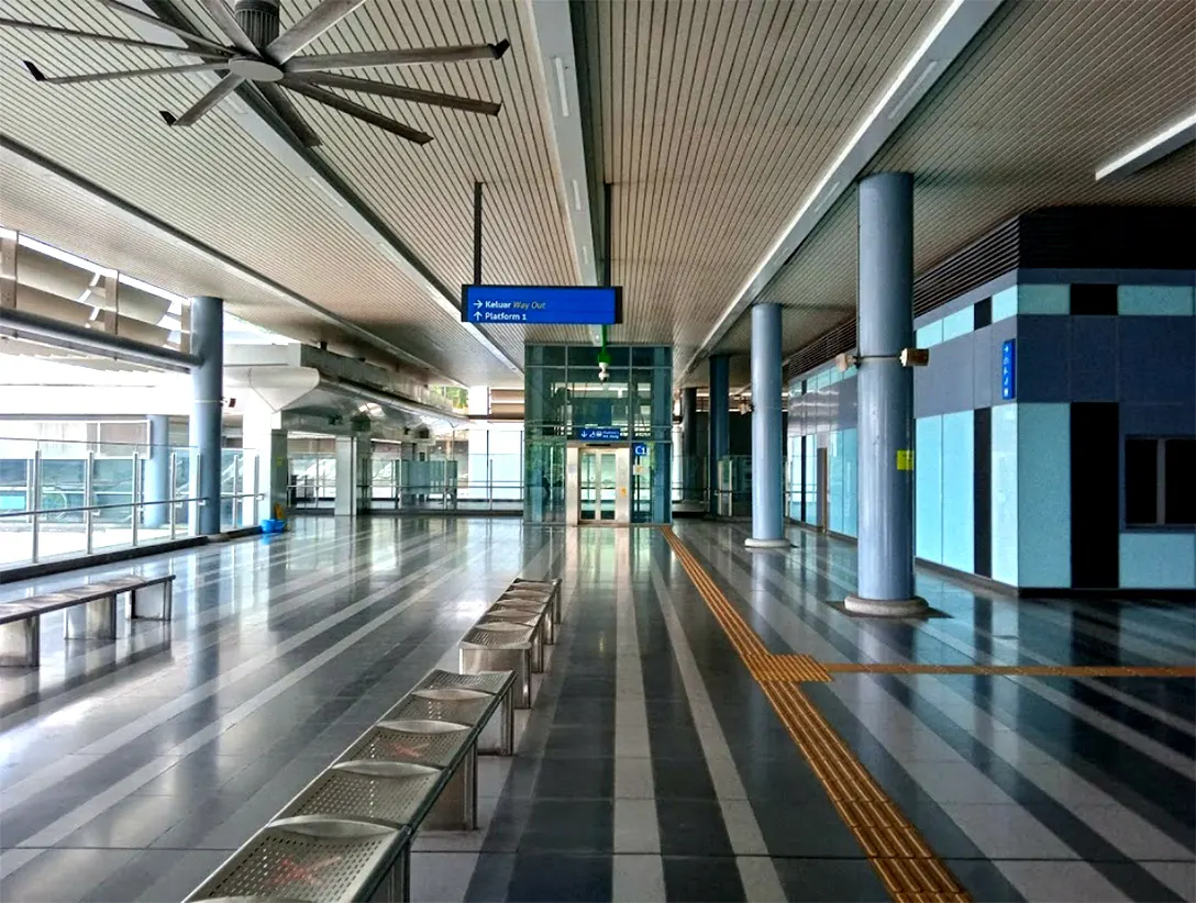Common Concourse for the Sungai Buloh MRT and KTM station