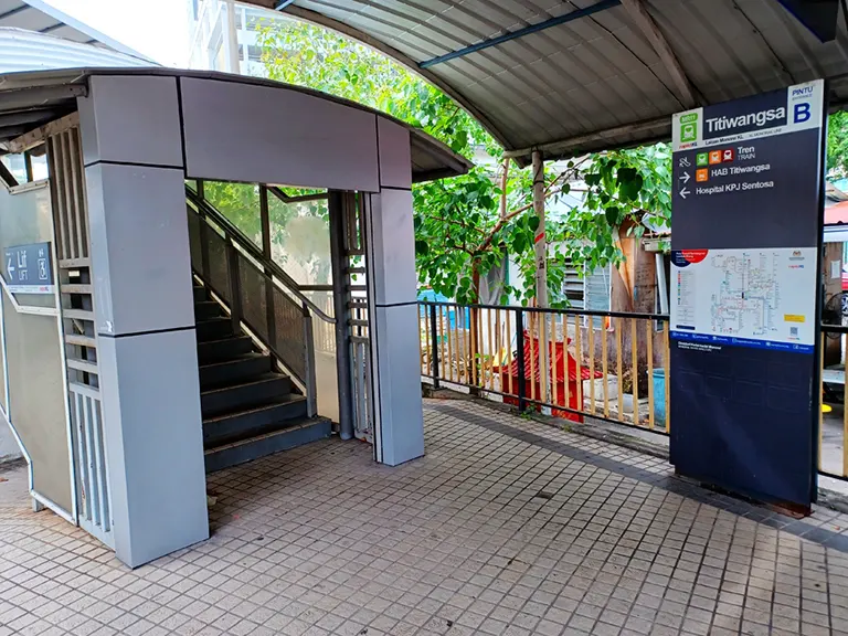 Entrance to the Titiwangsa Monorail station